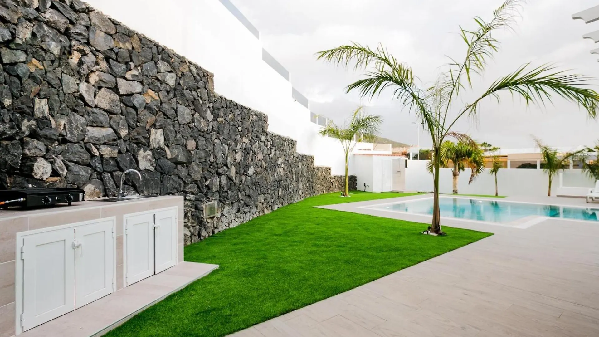 Villa Elite: Your Private Haven Of Prestige أذيخي
