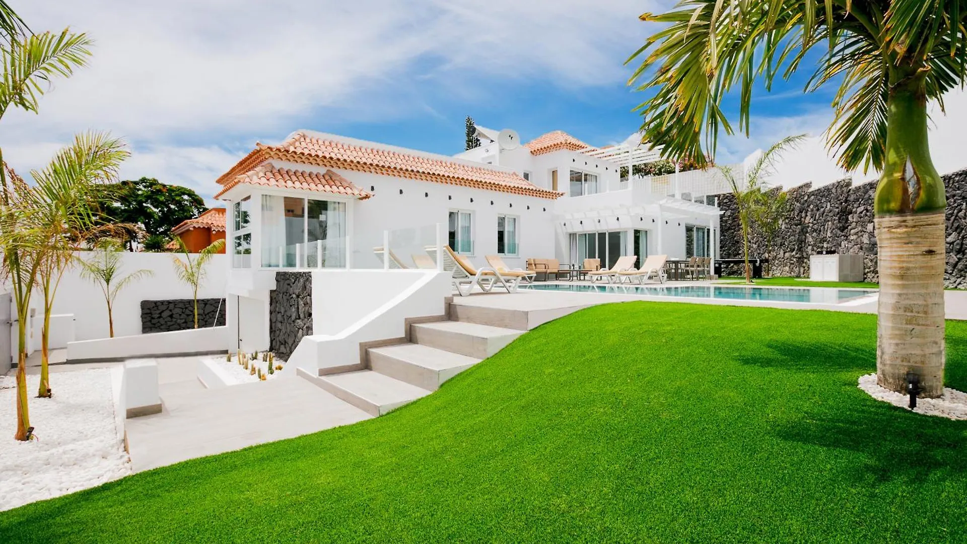 Villa Elite: Your Private Haven Of Prestige Costa Adeje